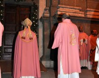 Albano, aperta la porta della Misericordia della Cattedrale