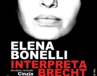 Elena Bonelli “Interpreta Brecht” al Teatro dell’Angelo di Roma