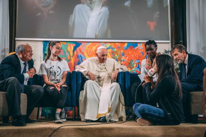 Papa Francesco ha inaugurato tre nuove sedi di Scholas in Africa e in America