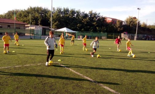 Città di Valmontone, da lunedì via all’attività della Scuola calcio: Colonna presenta lo staff tecnico