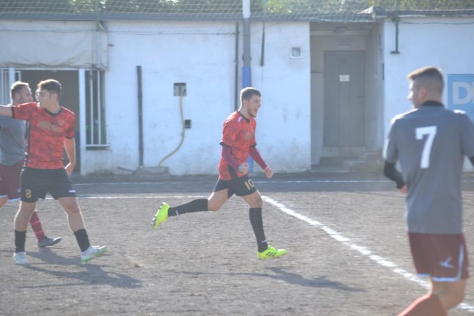 Real Valle Martella (calcio, II cat.), Fulghieri non basta: “A Lunghezza un’occasione mancata”