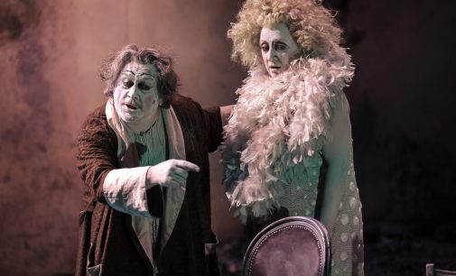 Teatro Vascello – LE SEDIE di Eugène Ionesco