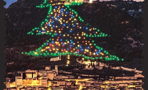 Emissione francobolli Santo Natale e Albero di Natale di Gubbio