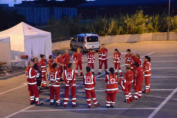 Volontari di Croce Rossa in azione per i senza tetto dei Castelli Romani