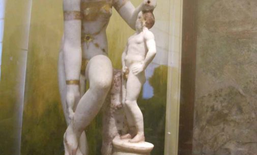 A Pompei apertura straordinaria torna la statua della Venere In Bikini