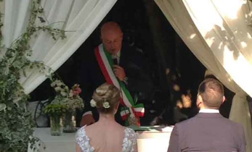 Marino – Celebrato Il Primo Matrimonio Civile a Villa Pocci