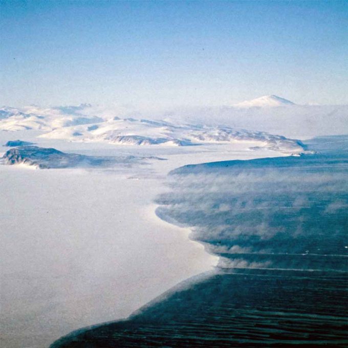Antartide: “il vento come motore del clima nella formazione e nell’estensione del ghiaccio marino”