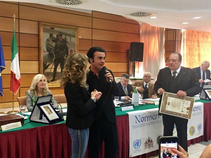 Vincenzo Incenzo riceve il Premio Internazionale alla carriera della Norman Academy