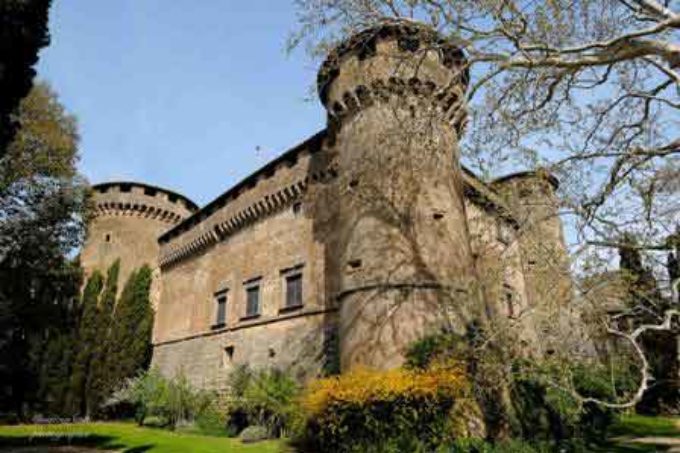 “Omaggio ad Elena” al via la rassegna di cultura e gastronomia al Castello Orsini