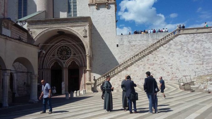 L’associazione nazionale città dell’infiorata sarà ad Assisi per la festa del santo patrono ad ottobre 2018