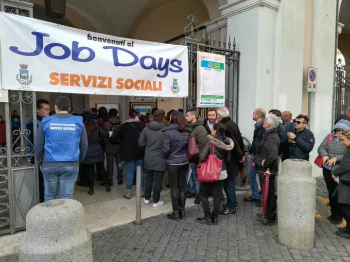 Albano Laziale, Job Day: circa 700 candidati per oltre 450 colloqui di lavoro a Palazzo Savelli