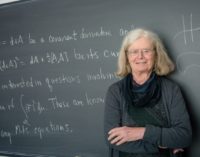 La scienziata Karen Uhlenbeck è la prima donna «Nobel» per la matematica