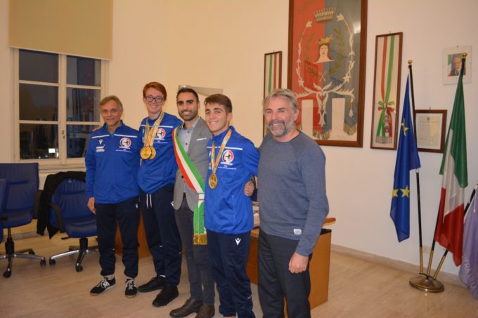 Sindaco riceve gli atleti di karate Tommaso Giuli e Lorenzo Baldoncini