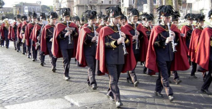 A Morricone. Omaggio musicale sul Tevere della  Banda della Polizia locale di Roma Capitale