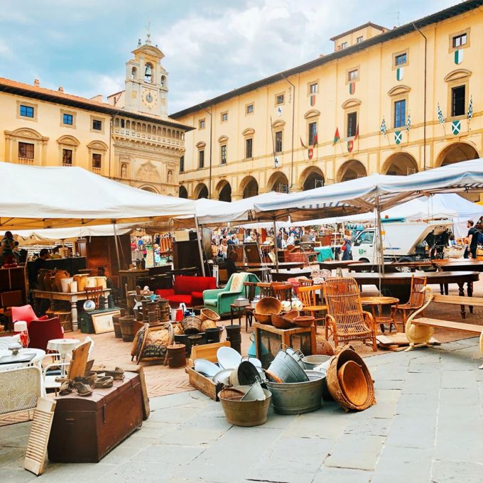 Arezzo –  Eleganza e stile: torna la Fiera Antiquaria