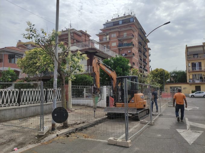 Pomezia: Iniziati i lavori in Piazza Bassanetti