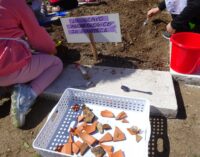 Ariccia: all’asilo con lo scavo archeologico didattico